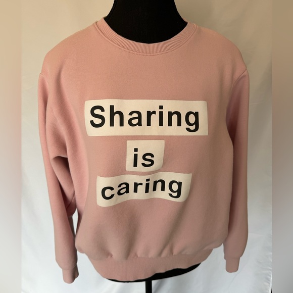 Othermix “Sharing is Caring” pink crewneck sweater - Picture 3 of 6